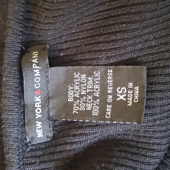 New York & Company Top - Picture 7 of 7